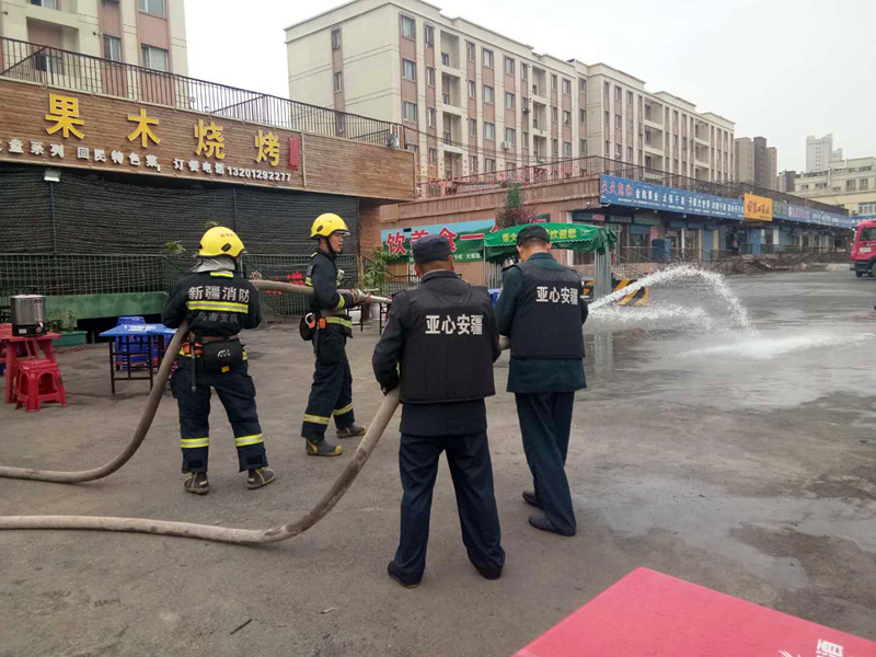 1530783094132357.jpg 消防練習(xí)進(jìn)行時(shí)01_副本.jpg