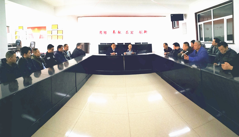 1559292419490730.jpg 北園春市場加強(qiáng)“掃黑除惡”和食品安全專項整治工作 投稿人:陸峰_副本.jpg